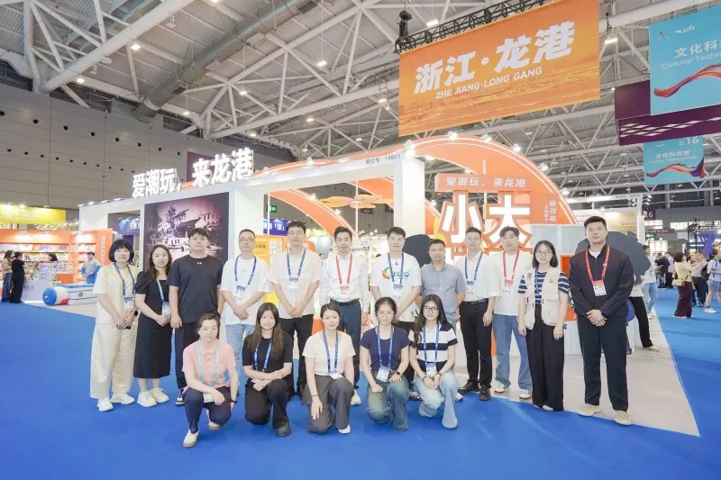 Qide Packaging presenta innovadores cuadernos de ranura 3D en la 22ª ICIF de Shenzhen y recibe una fuerte respuesta internacional